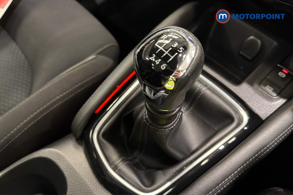 Nissan Qashqai N-Connecta Manual Petrol SUV - Stock Number (1647077) - 15th supplementary image