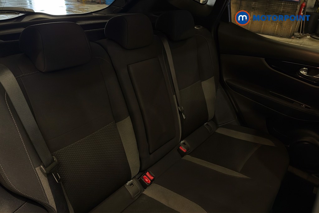 Nissan Qashqai N-Connecta Manual Petrol SUV - Stock Number (1647077) - 28th supplementary image