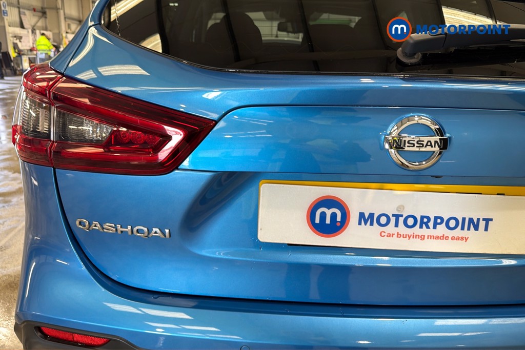 Nissan Qashqai N-Connecta Manual Petrol SUV - Stock Number (1647077) - 37th supplementary image