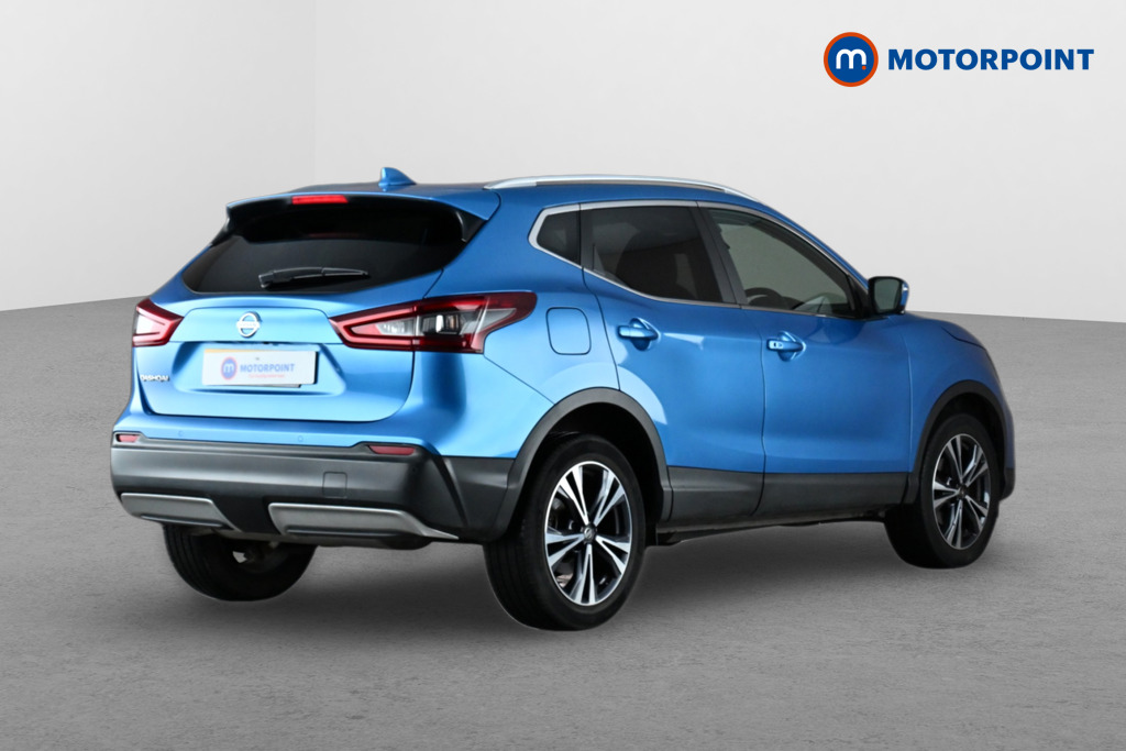 Nissan Qashqai N-Connecta Manual Petrol SUV - Stock Number (1647077) - Drivers side rear corner