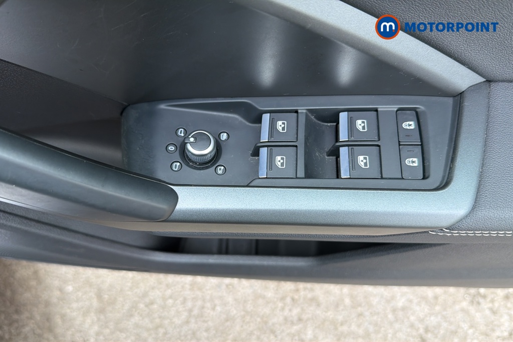 Audi Q3 S Line Automatic Petrol SUV - Stock Number (1647280) - 19th supplementary image