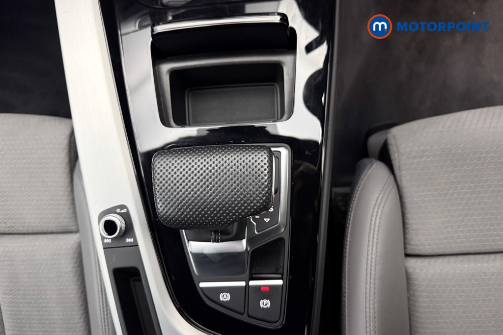 Audi A4 S Line Automatic Petrol Saloon - Stock Number (1647419) - 7th supplementary image