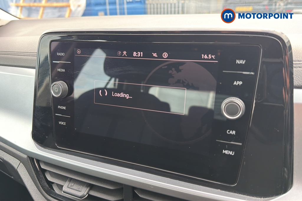 Volkswagen T-Roc Life Manual Petrol SUV - Stock Number (1647540) - 12th supplementary image