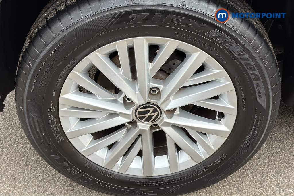 Volkswagen T-Roc Life Manual Petrol SUV - Stock Number (1647540) - 47th supplementary image