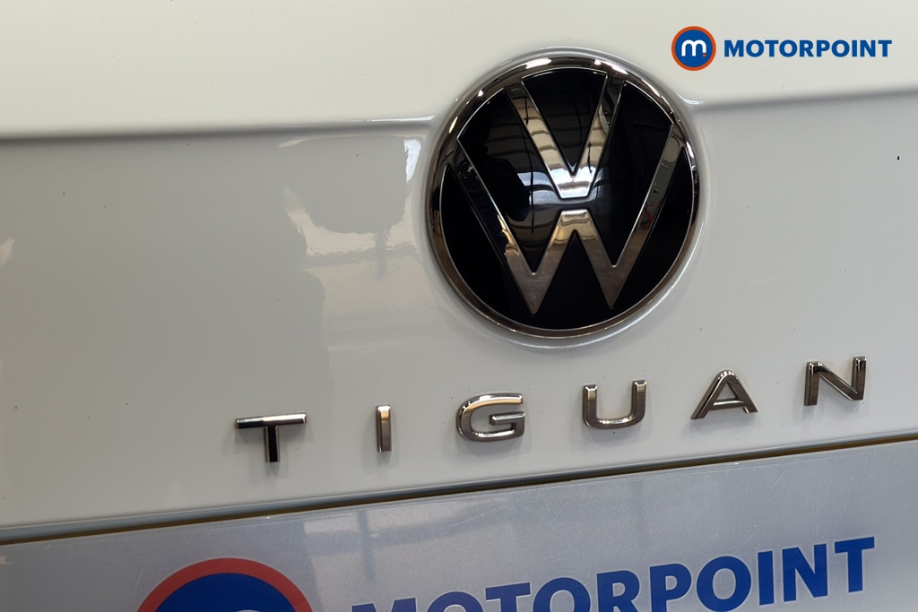 Volkswagen Tiguan Allspace R-Line Automatic Petrol SUV - Stock Number (1647785) - 996th supplementary image