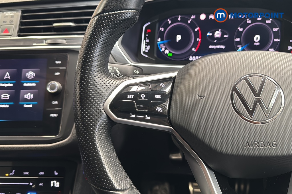 Volkswagen Tiguan Allspace R-Line Automatic Petrol SUV - Stock Number (1647785) - 4th supplementary image