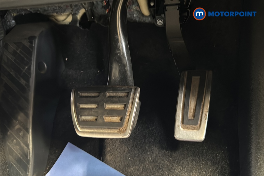 Volkswagen Tiguan Allspace R-Line Automatic Petrol SUV - Stock Number (1647785) - 24th supplementary image