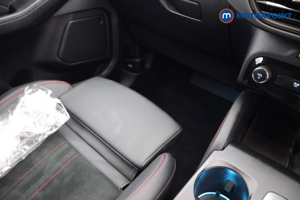 Ford Kuga St-Line Automatic Petrol-Electric Hybrid SUV - Stock Number (1647906) - 12th supplementary image