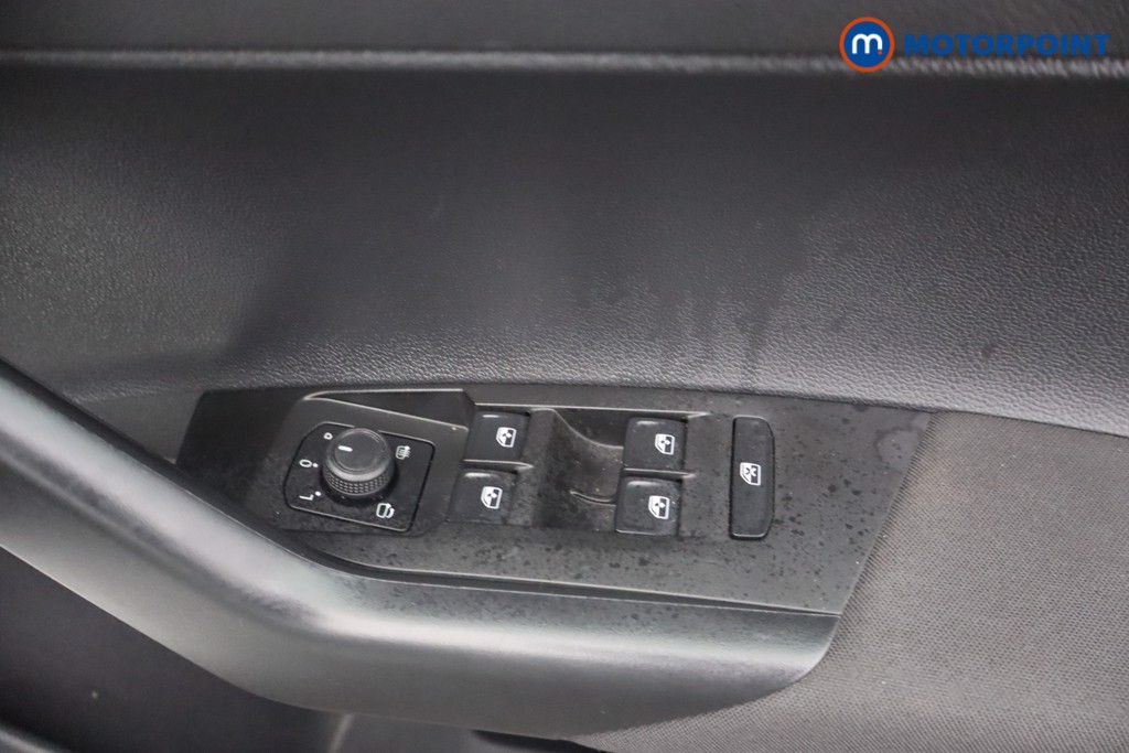 Volkswagen Polo Life Manual Petrol Hatchback - Stock Number (1647946) - 10th supplementary image