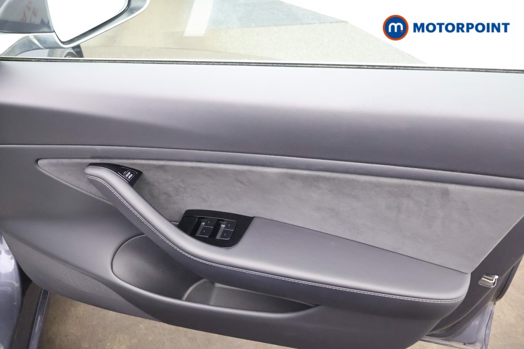 Tesla Model 3 Performance Automatic Electric Saloon - Stock Number (1648084) - 9th supplementary image