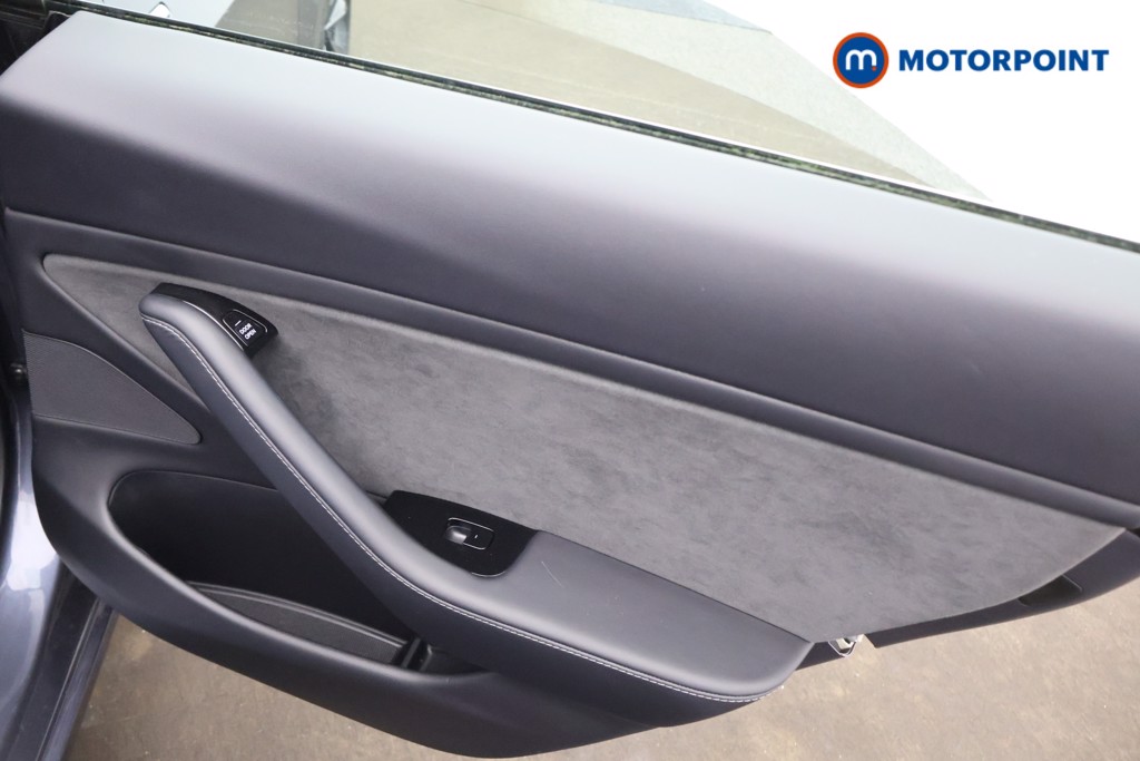 Tesla Model 3 Performance Automatic Electric Saloon - Stock Number (1648084) - 14th supplementary image
