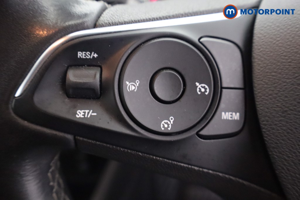Vauxhall Crossland Sri Nav Manual Petrol SUV - Stock Number (1648122) - 14th supplementary image