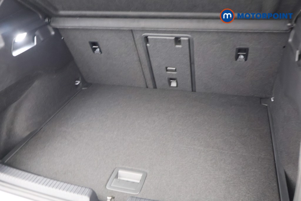 Volkswagen Id.3 Family Pro Automatic Electric Hatchback - Stock Number (1648274) - 18th supplementary image