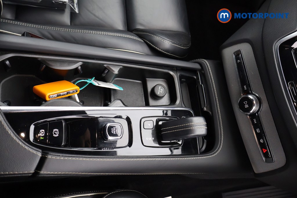 Volvo Xc90 R Design Pro Automatic Petrol Plug-In Hybrid SUV - Stock Number (1648344) - 12th supplementary image