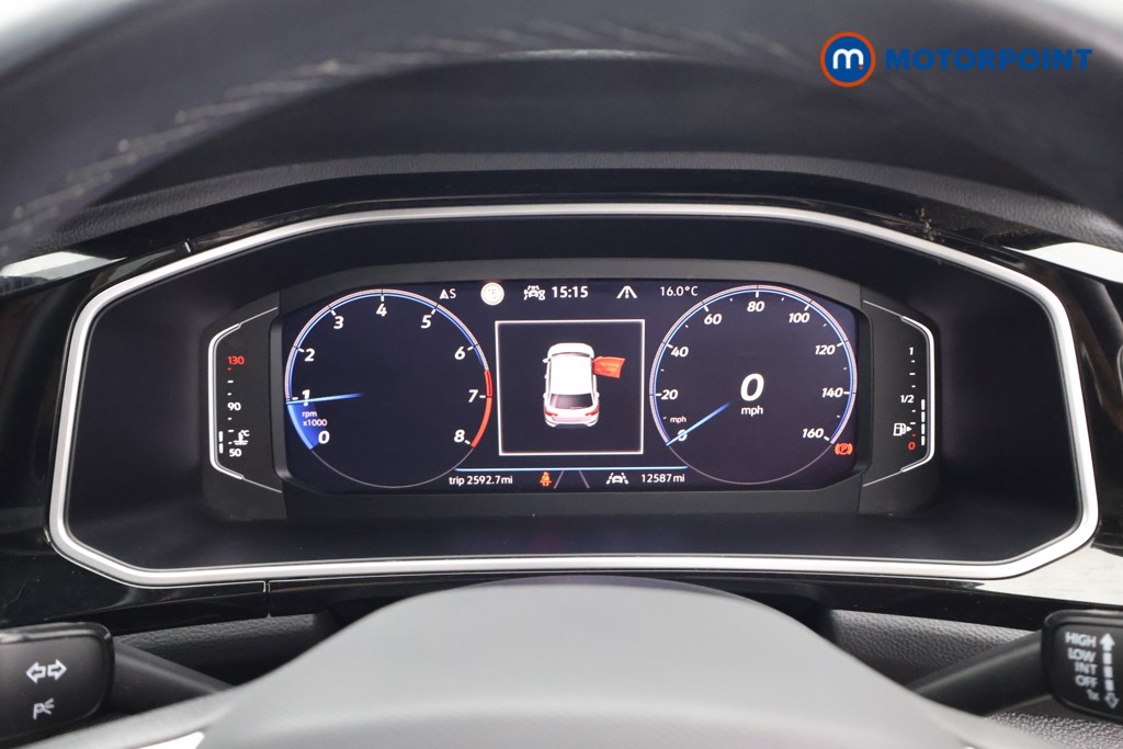 Volkswagen T-Roc R-Line Manual Petrol SUV - Stock Number (1648599) - 4th supplementary image