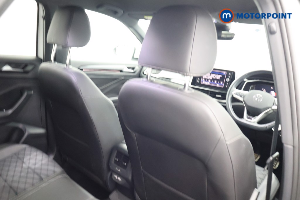 Volkswagen T-Roc R-Line Manual Petrol SUV - Stock Number (1648599) - 15th supplementary image