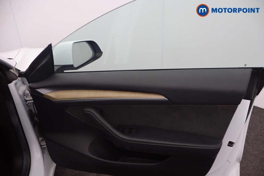Tesla Model 3 Rwd 4Dr Auto Automatic Electric Saloon - Stock Number (1648870) - 9th supplementary image