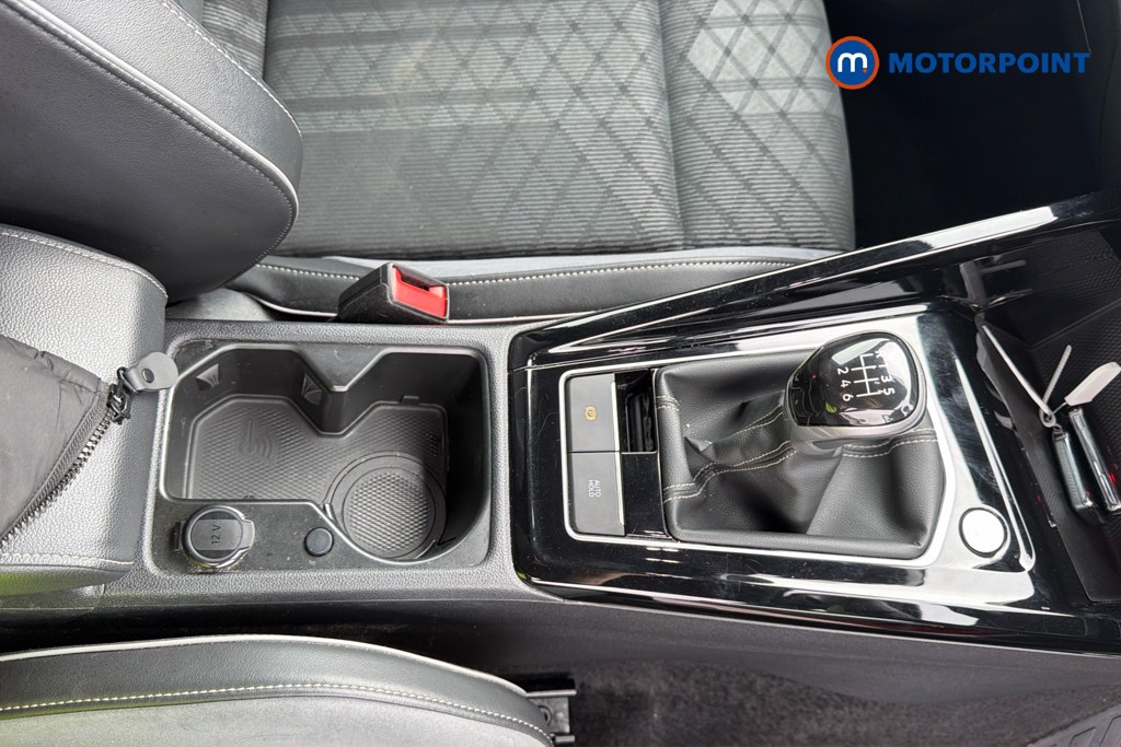 Volkswagen Golf R-Line Manual Petrol Hatchback - Stock Number (1649319) - 42nd supplementary image
