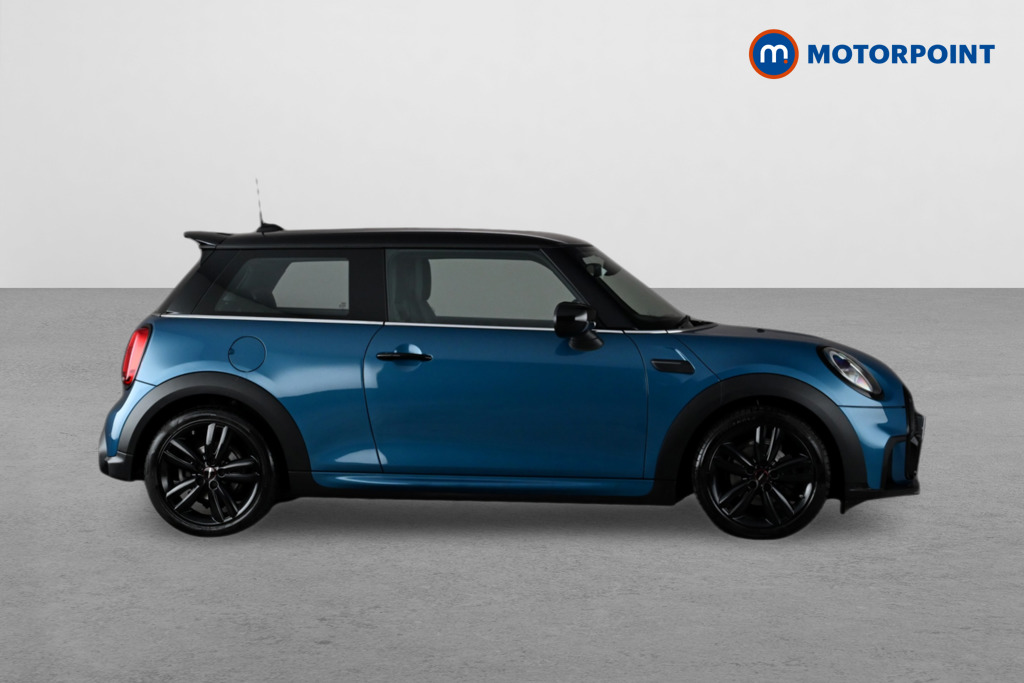 Mini Hatchback Cooper Sport Manual Petrol Hatchback - Stock Number (1649346) - Drivers side