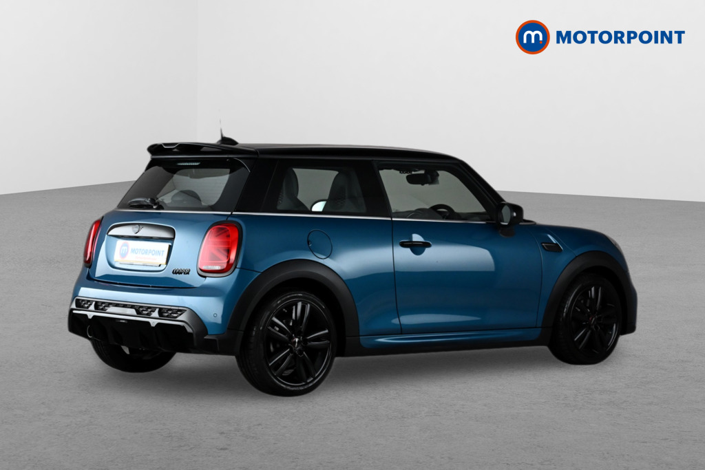 Mini Hatchback Cooper Sport Manual Petrol Hatchback - Stock Number (1649346) - Drivers side rear corner
