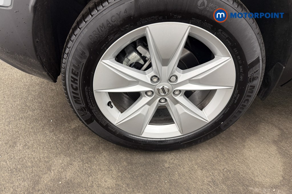 Volvo Xc40 Core Automatic Petrol SUV - Stock Number (1649588) - 13th supplementary image
