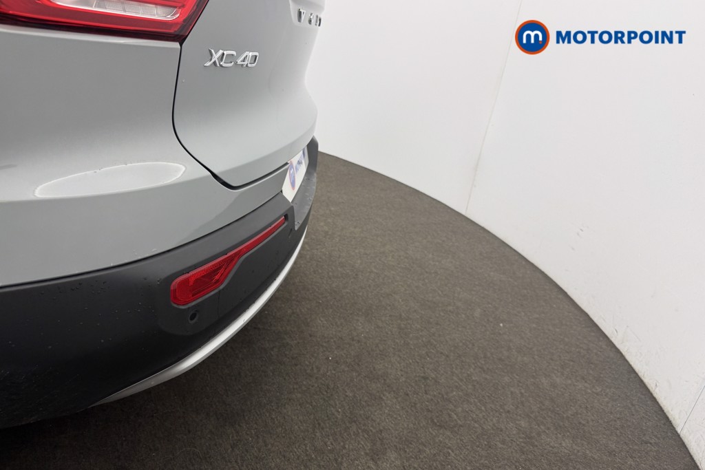 Volvo Xc40 Core Automatic Petrol SUV - Stock Number (1649588) - 23rd supplementary image
