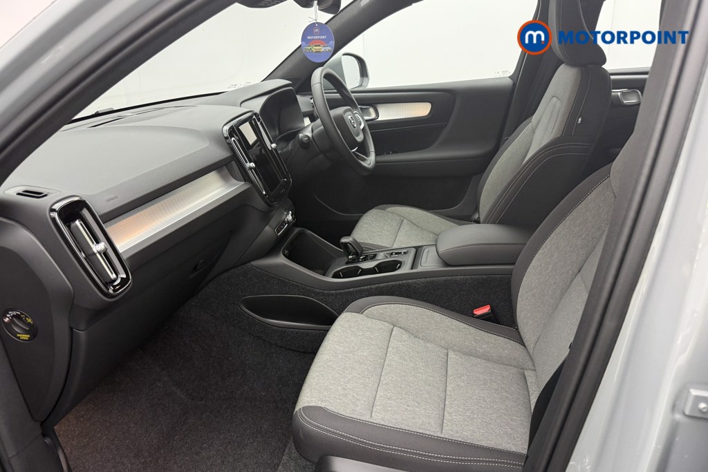 Volvo Xc40 Core Automatic Petrol SUV - Stock Number (1649588) - 1st supplementary image
