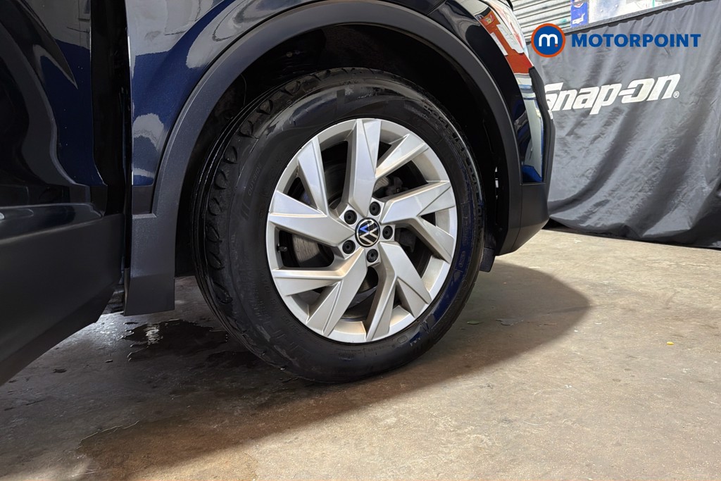 Volkswagen Tiguan Life Manual Petrol SUV - Stock Number (1650069) - 50th supplementary image