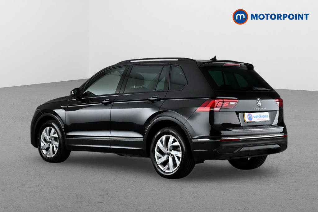 Volkswagen Tiguan Life Manual Petrol SUV - Stock Number (1650069) - Passenger side rear corner