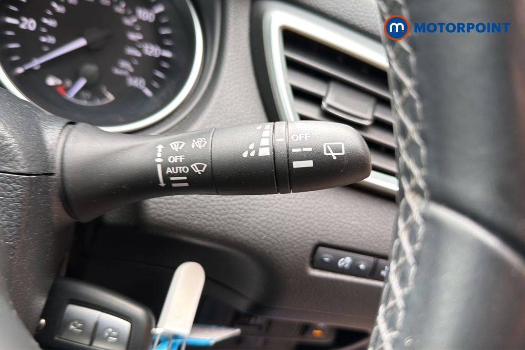 Nissan Qashqai Acenta Premium Manual Petrol SUV - Stock Number (1650080) - 6th supplementary image