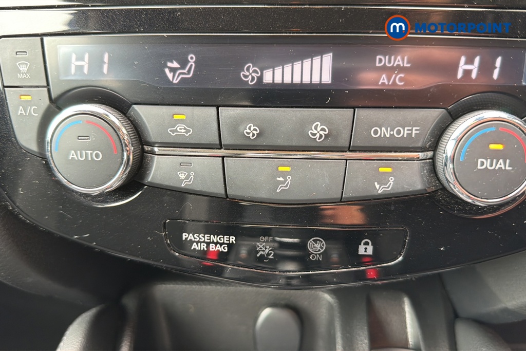 Nissan Qashqai Acenta Premium Manual Petrol SUV - Stock Number (1650080) - 12th supplementary image
