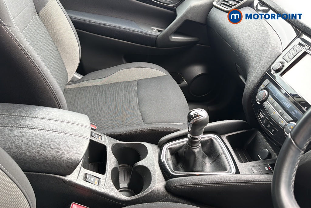 Nissan Qashqai Acenta Premium Manual Petrol SUV - Stock Number (1650080) - 15th supplementary image