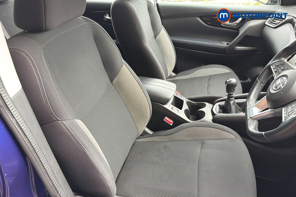 Nissan Qashqai Acenta Premium Manual Petrol SUV - Stock Number (1650080) - 22nd supplementary image