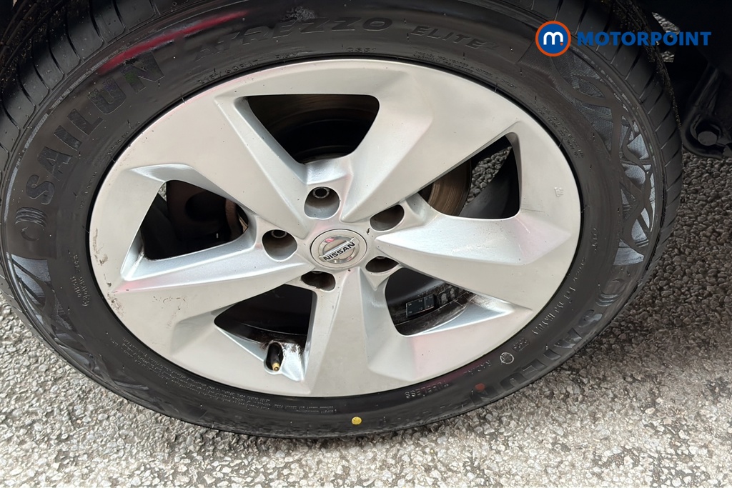 Nissan Qashqai Acenta Premium Manual Petrol SUV - Stock Number (1650080) - 46th supplementary image