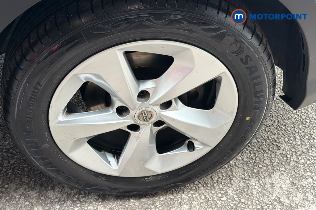 Nissan Qashqai Acenta Premium Manual Petrol SUV - Stock Number (1650080) - 47th supplementary image