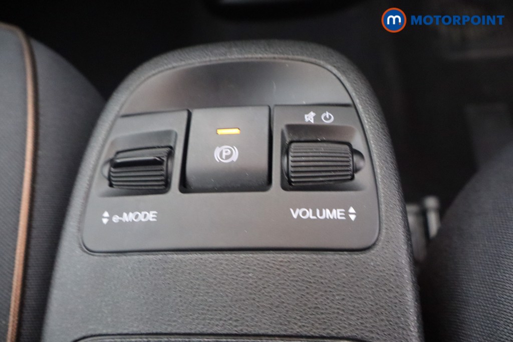 Fiat 500 Icon Automatic Electric Hatchback - Stock Number (1650368) - 16th supplementary image