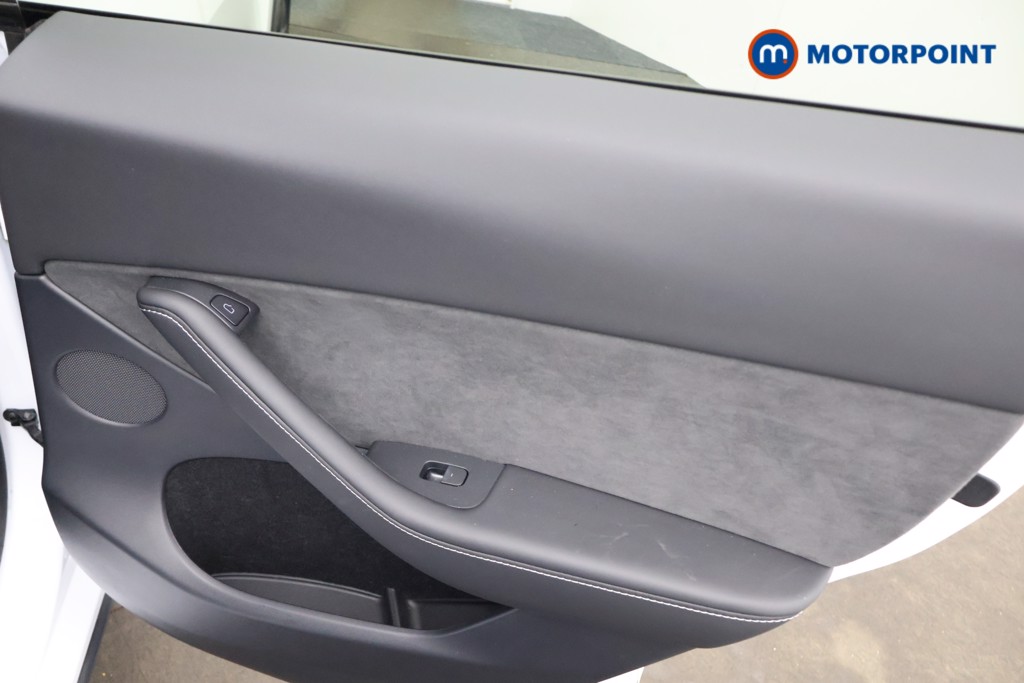 Tesla Model Y Long Range Automatic Electric SUV - Stock Number (1650396) - 14th supplementary image