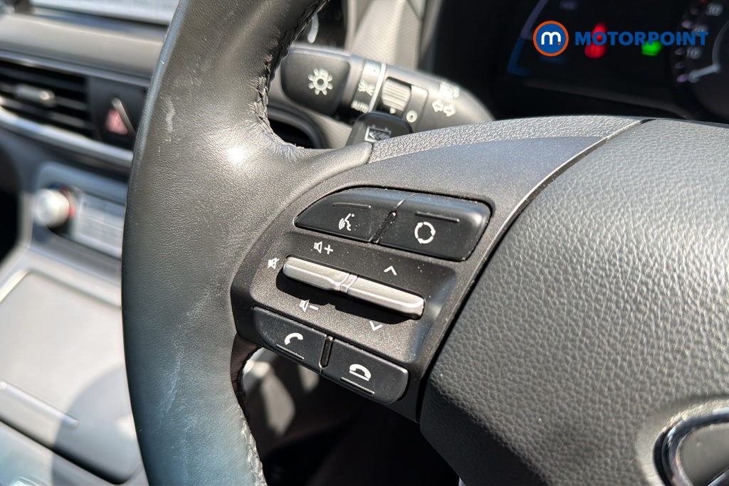 Hyundai Kona Premium Se Automatic Electric SUV - Stock Number (1650540) - 4th supplementary image