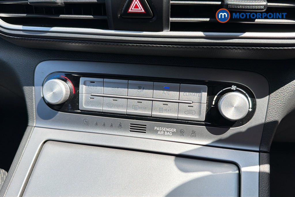 Hyundai Kona Premium Se Automatic Electric SUV - Stock Number (1650540) - 12th supplementary image