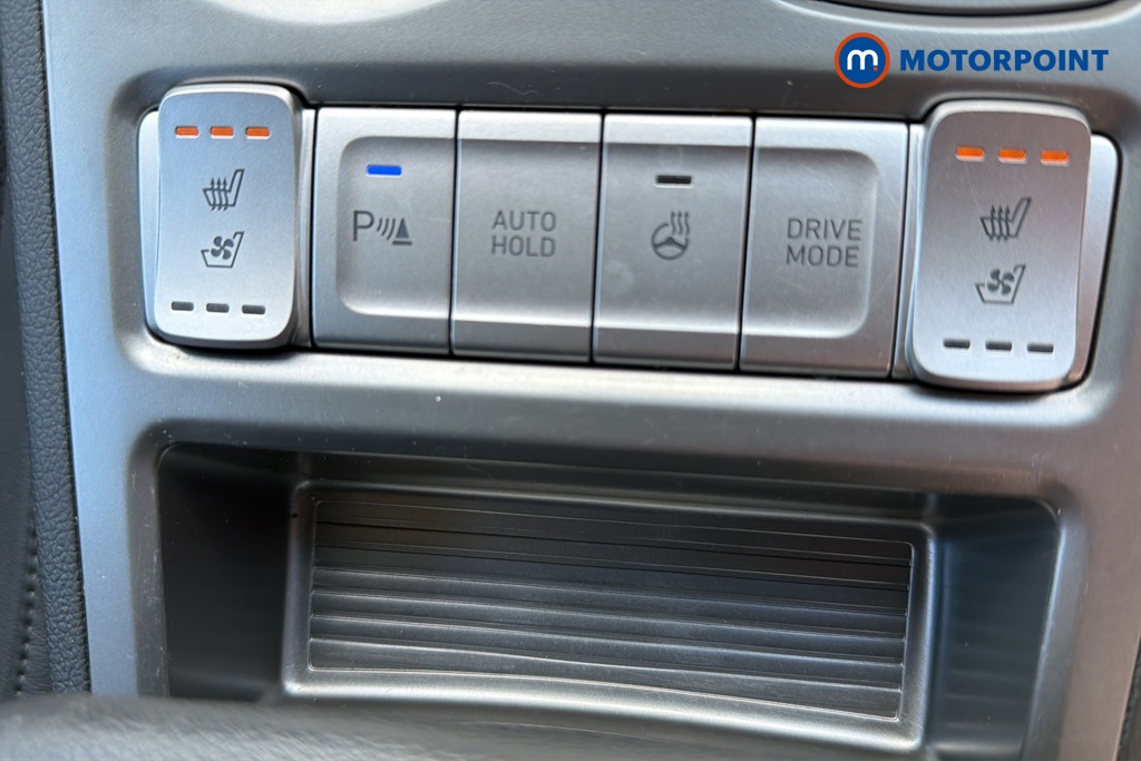 Hyundai Kona Premium Se Automatic Electric SUV - Stock Number (1650540) - 14th supplementary image