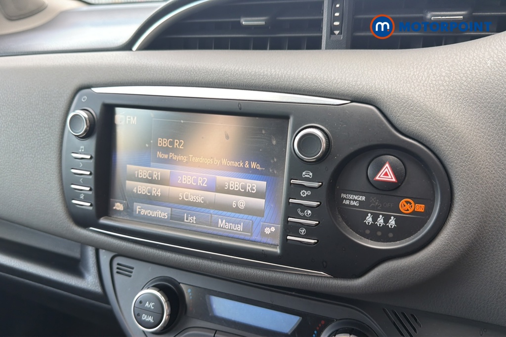 Toyota Yaris Icon Automatic Petrol-Electric Hybrid Hatchback - Stock Number (1650594) - 8th supplementary image