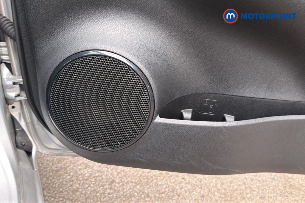 Toyota Yaris Icon Automatic Petrol-Electric Hybrid Hatchback - Stock Number (1650594) - 21st supplementary image