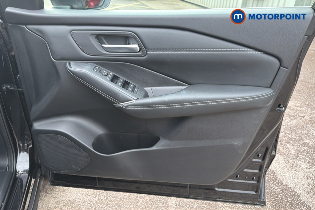 Nissan Qashqai N-Connecta Automatic Petrol SUV - Stock Number (1650857) - 18th supplementary image