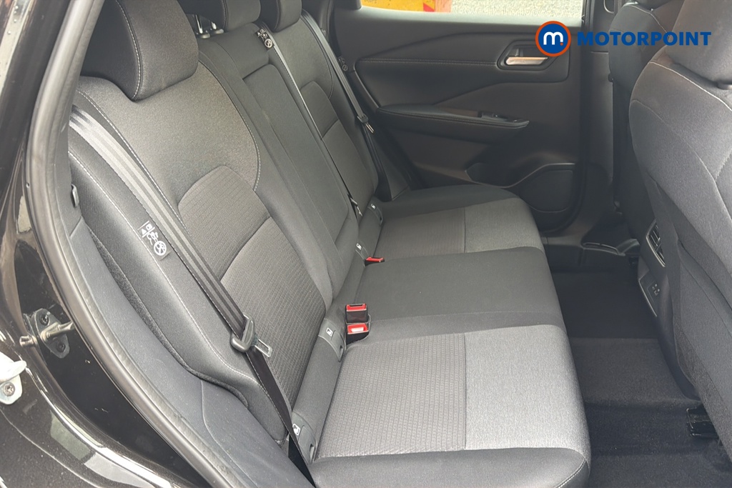 Nissan Qashqai N-Connecta Automatic Petrol SUV - Stock Number (1650857) - 25th supplementary image