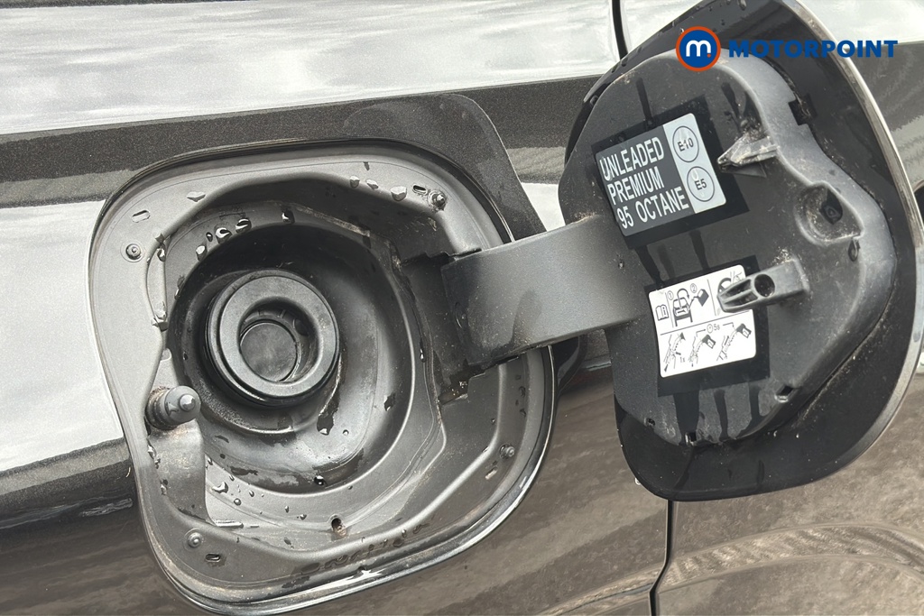 Nissan Qashqai N-Connecta Automatic Petrol SUV - Stock Number (1650857) - 41st supplementary image