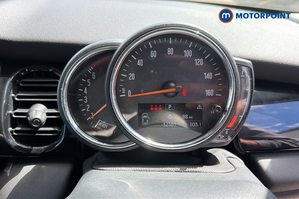 Mini Hatchback One Classic Automatic Petrol Hatchback - Stock Number (1650984) - 7th supplementary image
