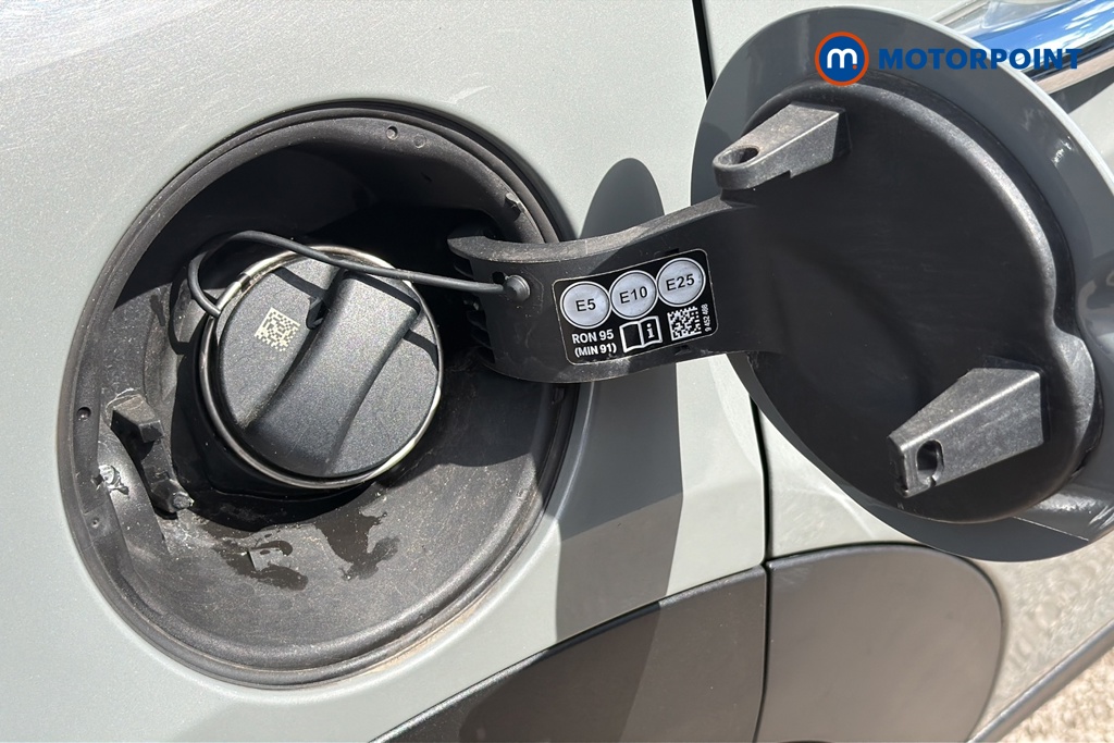 Mini Hatchback One Classic Automatic Petrol Hatchback - Stock Number (1650984) - 41st supplementary image