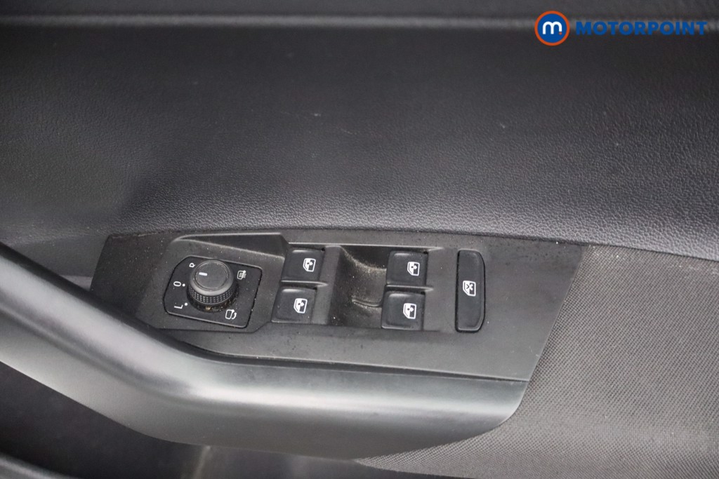 Volkswagen Polo Life Manual Petrol Hatchback - Stock Number (1651197) - 10th supplementary image