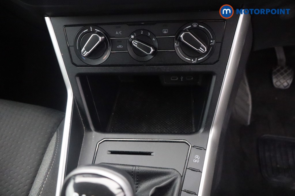 Volkswagen Polo Life Manual Petrol Hatchback - Stock Number (1651197) - 15th supplementary image