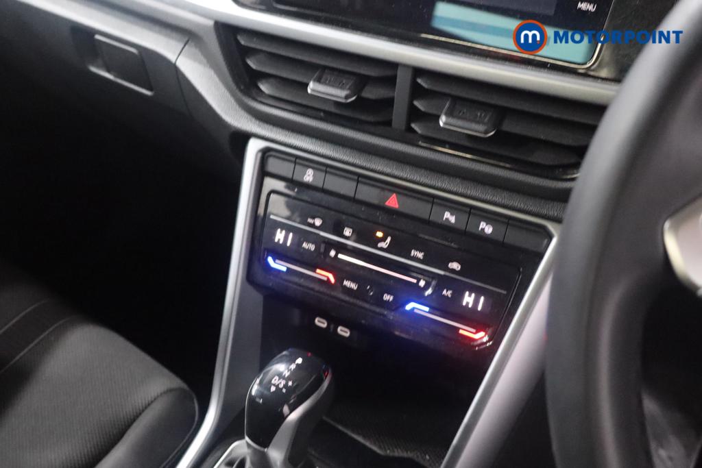 Volkswagen T-Roc Life Automatic Petrol SUV - Stock Number (1651258) - 2nd supplementary image